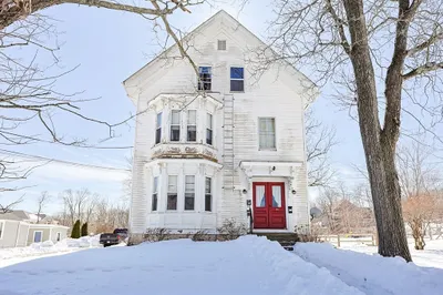 84 Barrows St 1