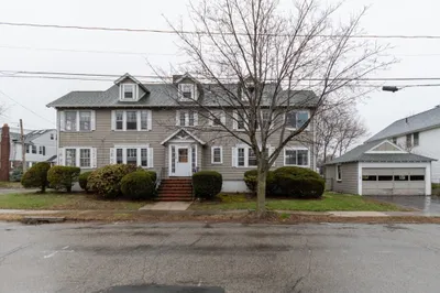 125-127 Elm St 1