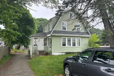 227 Elm St