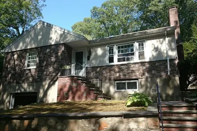701 Vfw Parkway 1