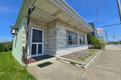 736 Brayton Ave
