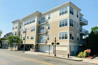 1188 Broadway #204