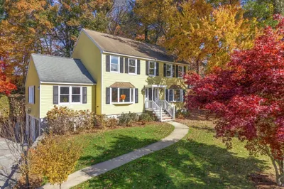 49 Riverview Ave 1