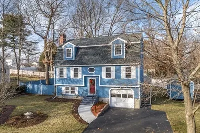 31 Goldsmith Drive 1