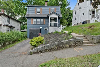 30 Hillside Ave 1