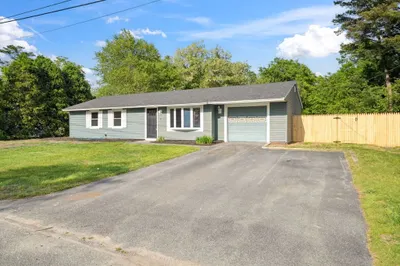 41 Camardo Dr 1