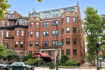 255 Beacon St #53
