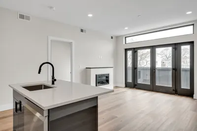 63 Belgrade Ave #404