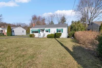 24 Jensen Circle