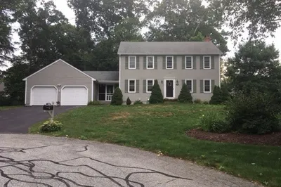 103 Colonial Way