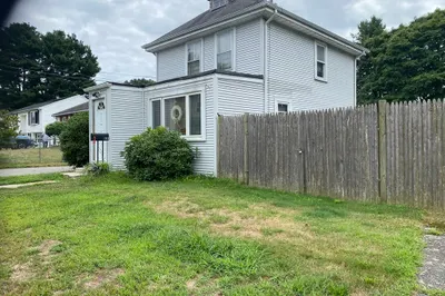 183 Field St