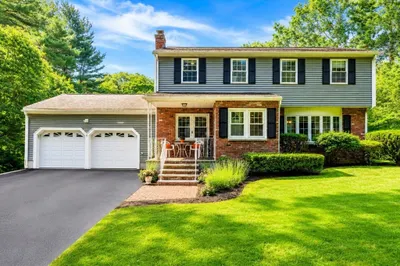 6 Forest St