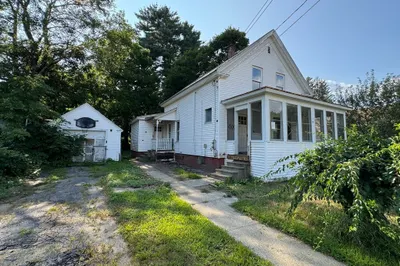 78 Cheney St 1