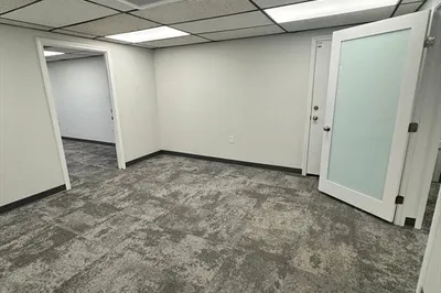 25 Commercial Dr #23 1