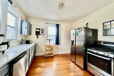 10 Perkins St #2