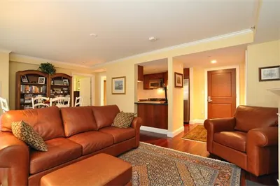 44 Prince Street #402 1