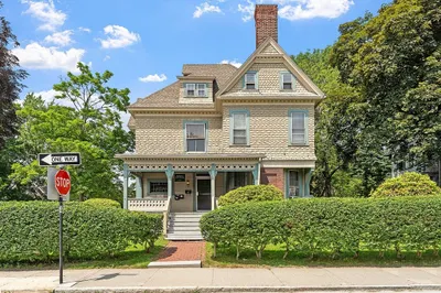 52 Cedar St 1