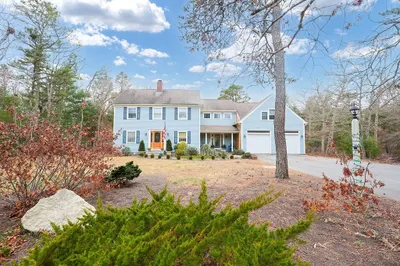 24 Cabot Cir 1