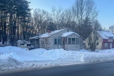 71 Charlton St 1