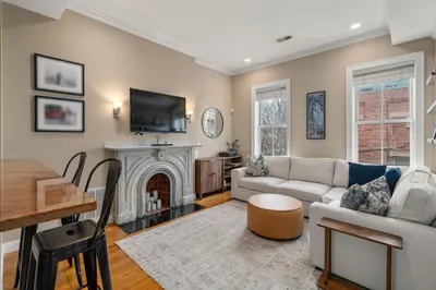 17 Salem St #2