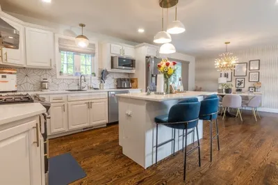19 Richard K Stevens Dr 1