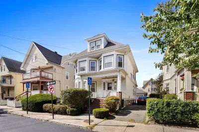 44 Walnut Street