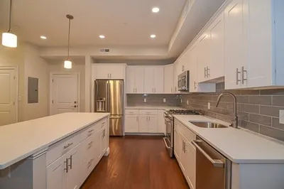 170 West Broadway #211 1