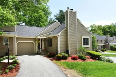 191 Brickett Hill Circle #191 1