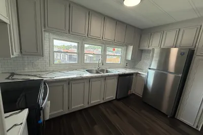 32 Mustang Ave