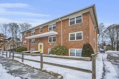 47 Alvarado Ave #2B