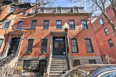 17 Worcester St #1