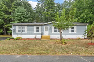 58 Earl Drive 1