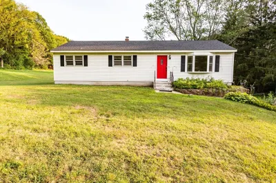 1102 East Rd 1