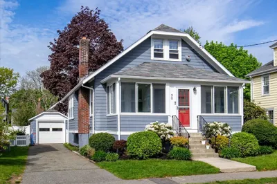30 Hazel St