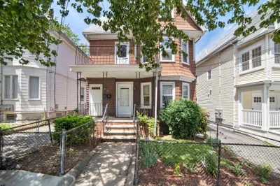 21 Conwell St #2