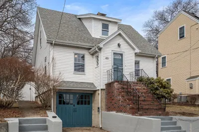 451 Appleton St