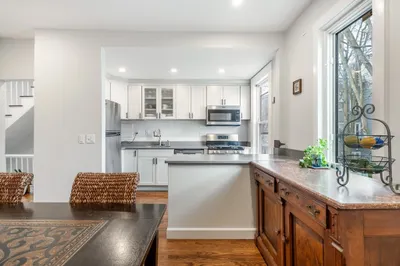 231 Broadway #6