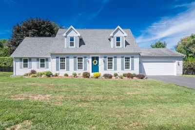19 Hunters Greene Circle 1