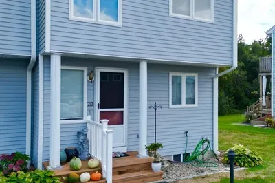 2743 Cranberry Highway #2D