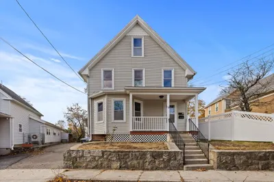 33 Chestnut St 1