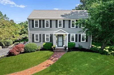 104 Manatee Rd 1