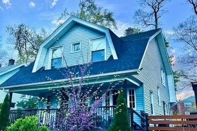 29 Webster Ave