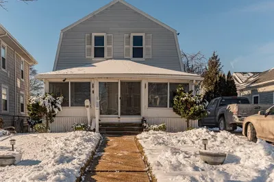 11 Plover Road 1