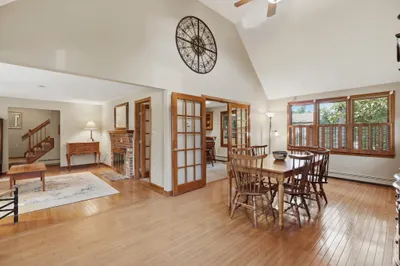 63 Jamestown Road 1