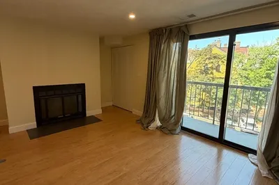 1600 Massachusetts Ave #404 1