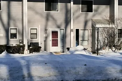 555 Russell Rd #C13 1