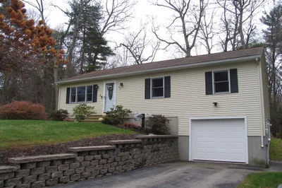 20 Drury Ln 1