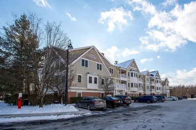 180 Chickering Rd #211C 1