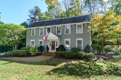 3 Garden Road 1
