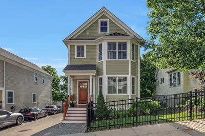 27 Beryl St 1